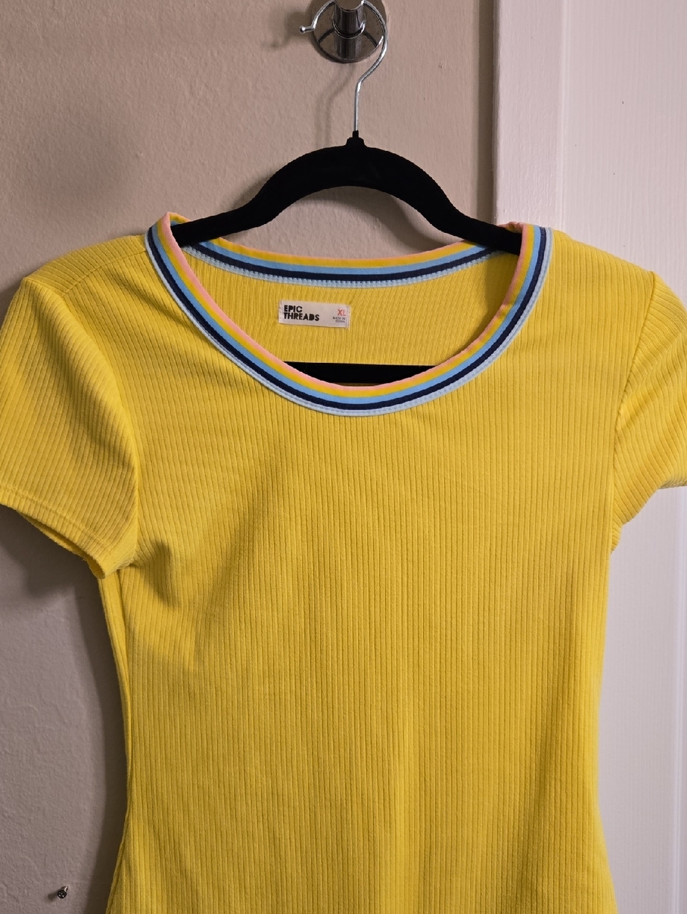 Epic Threads Sunny Yellow Ribbed Short Sleeve Tee with Striped Crew Neck